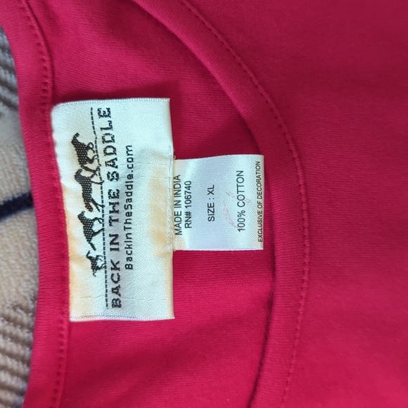 Back in the Saddle Holiday Horse Tee - Picture 3 of 5